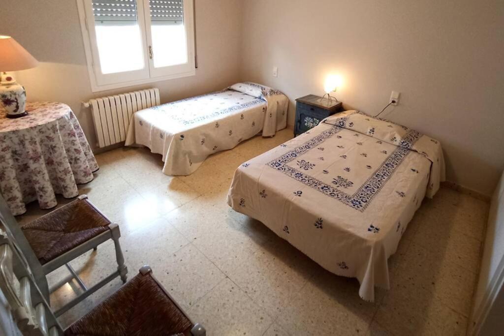 Ca La Merce - Agradable Casa En Amer Buitenkant foto